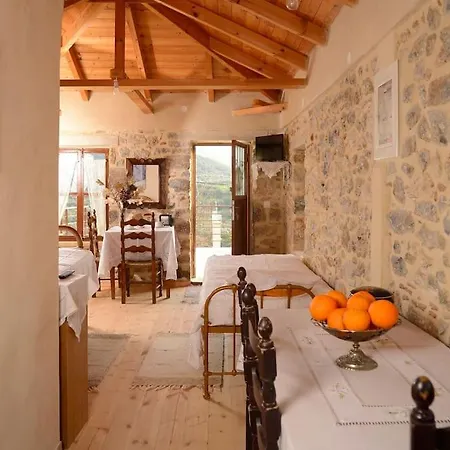 A Small Paradise In Mani With Local Hospitality * Orovas