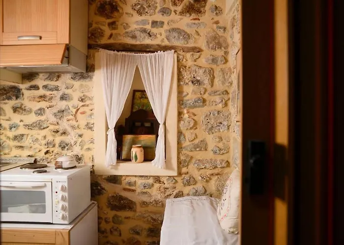 A Small Paradise In Mani With Local Hospitality Daire *