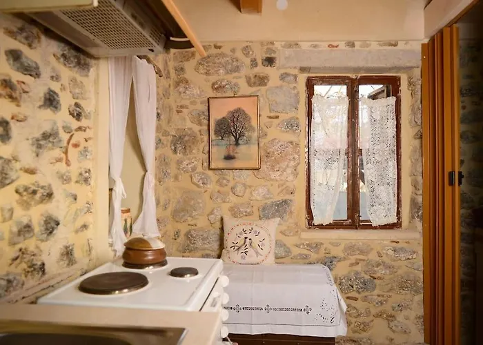 Daire A Small Paradise In Mani With Local Hospitality Orovas